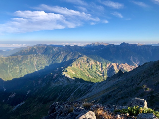 黒部の悠々とした大きな山たち