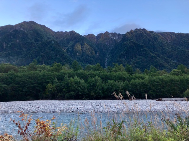 雨あがりの霞沢岳・六百山