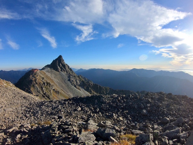 大喰岳山頂から振り返れば槍ヶ岳が。