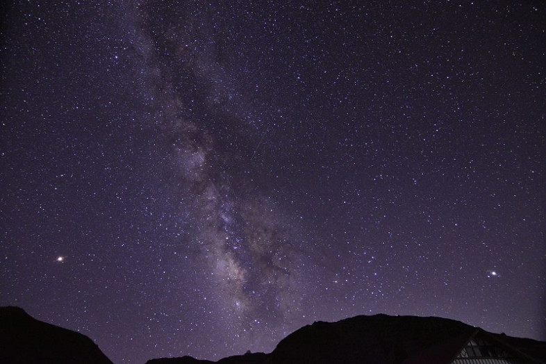 火星と天の川と土星、煌々と輝いていました