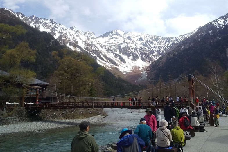 4月27日（土）河童橋付近にて