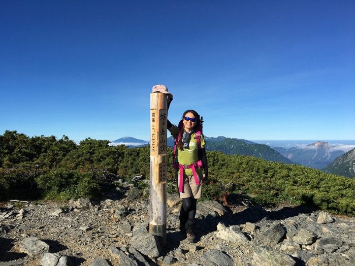 登山後の筋肉痛も楽しんだ唐田のりこでした～