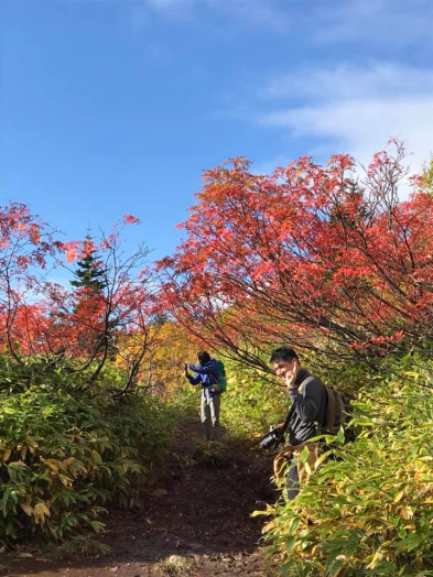 紅葉と青空でテンションあがるあがる！！