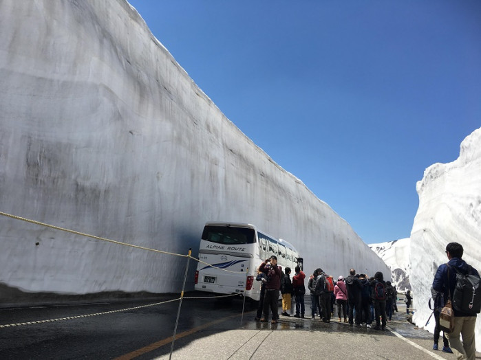 雪の壁も高くて迫力満点！！