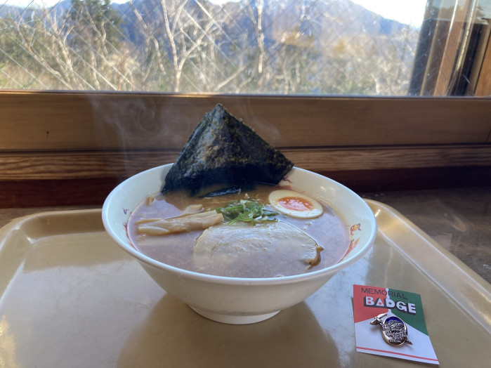 山荘まで下山後、味噌ラーメンで一服。