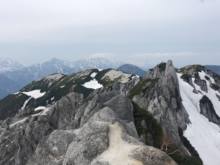 燕岳頂上から先の北燕岳に行ってみました。