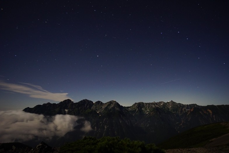 夜の槍穂高と星も最高な景色でした