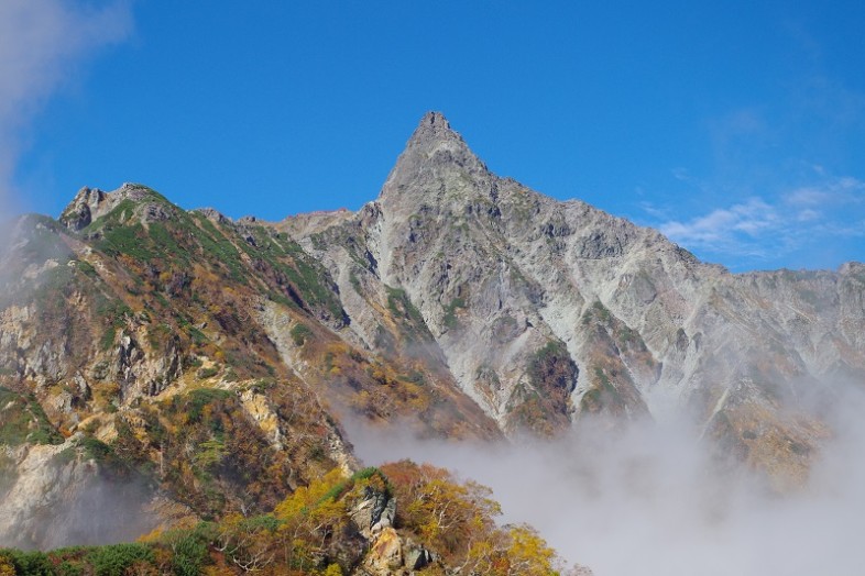 あれーーーっという間に槍ヶ岳が姿を現しました。